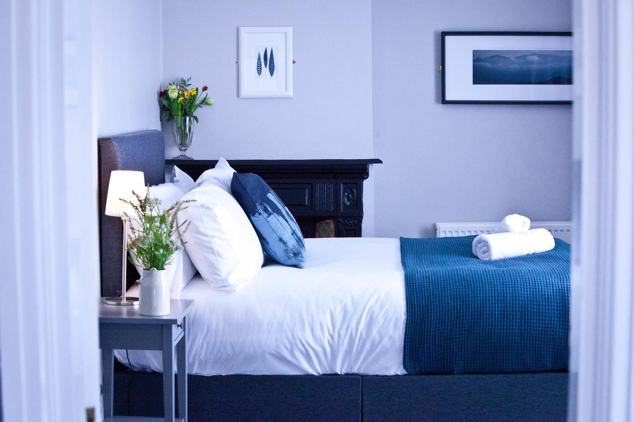 Rowton Poplars Hotel เชสเตอร์ ภายนอก รูปภาพ